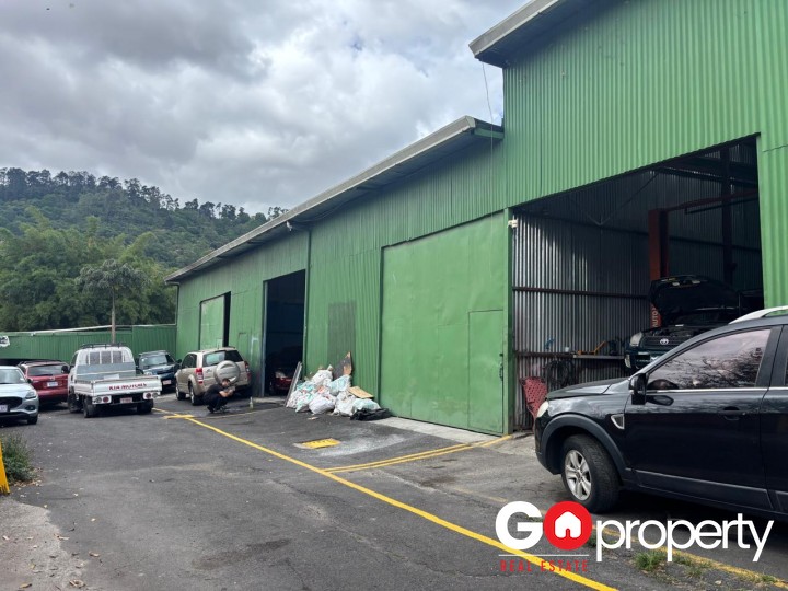 Para Inversión! Bodegas con lote grande - Desamparados 